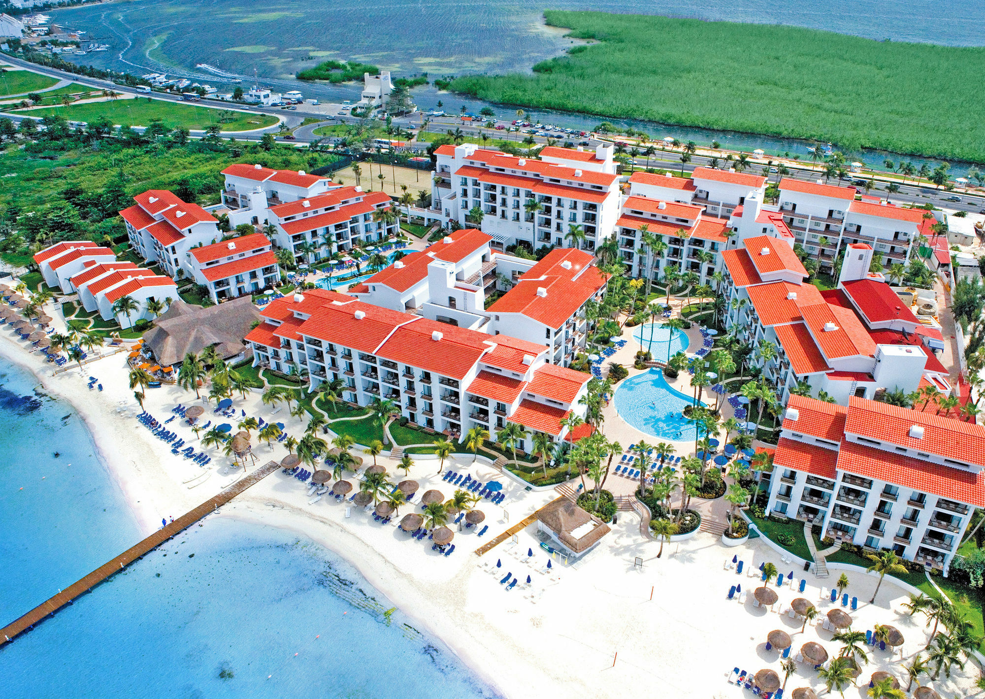 The Royal Cancun - All Suites Resort Exterior photo